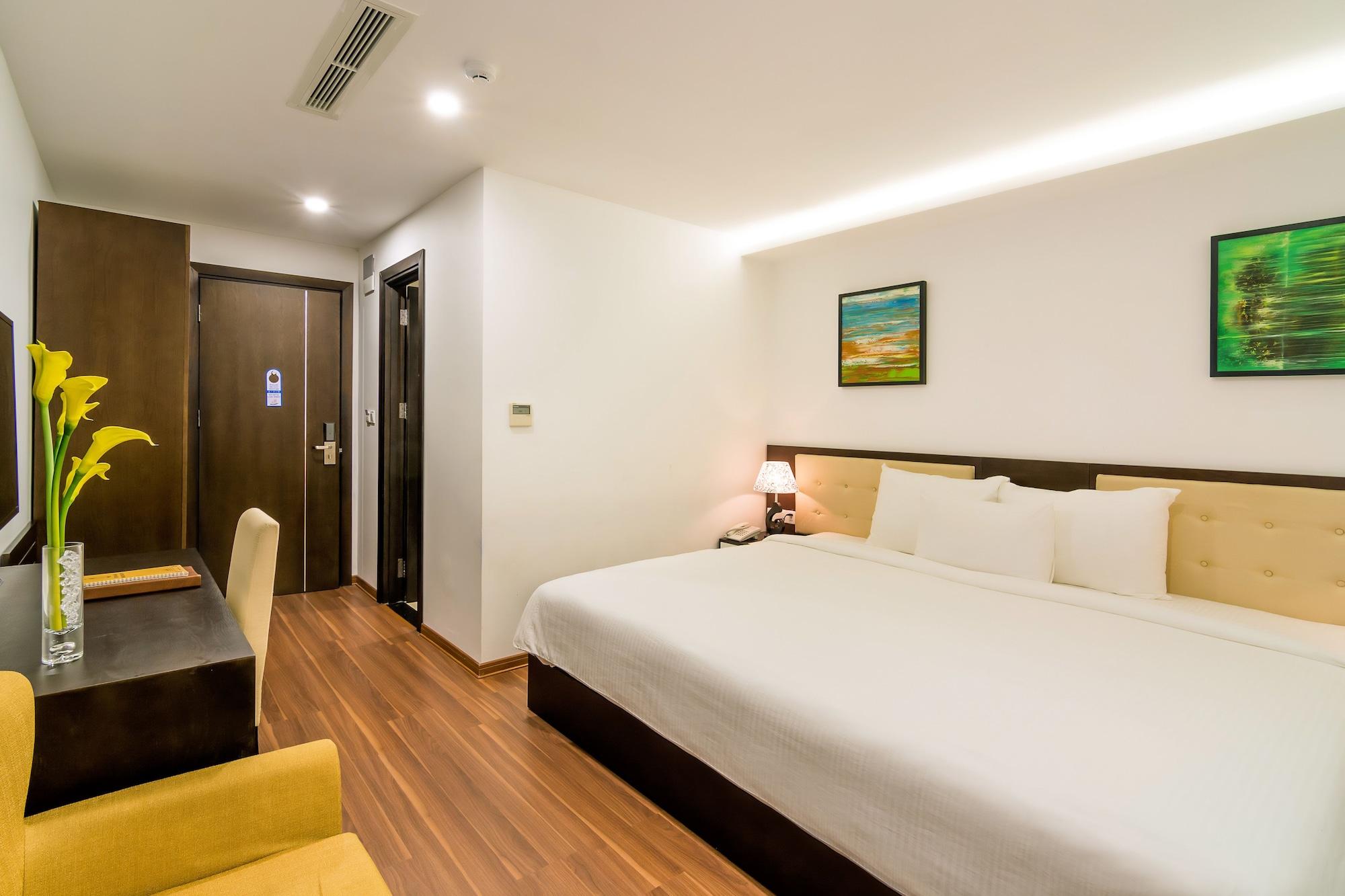 Dana Marina Boutique Hotel Da Nang Bagian luar foto