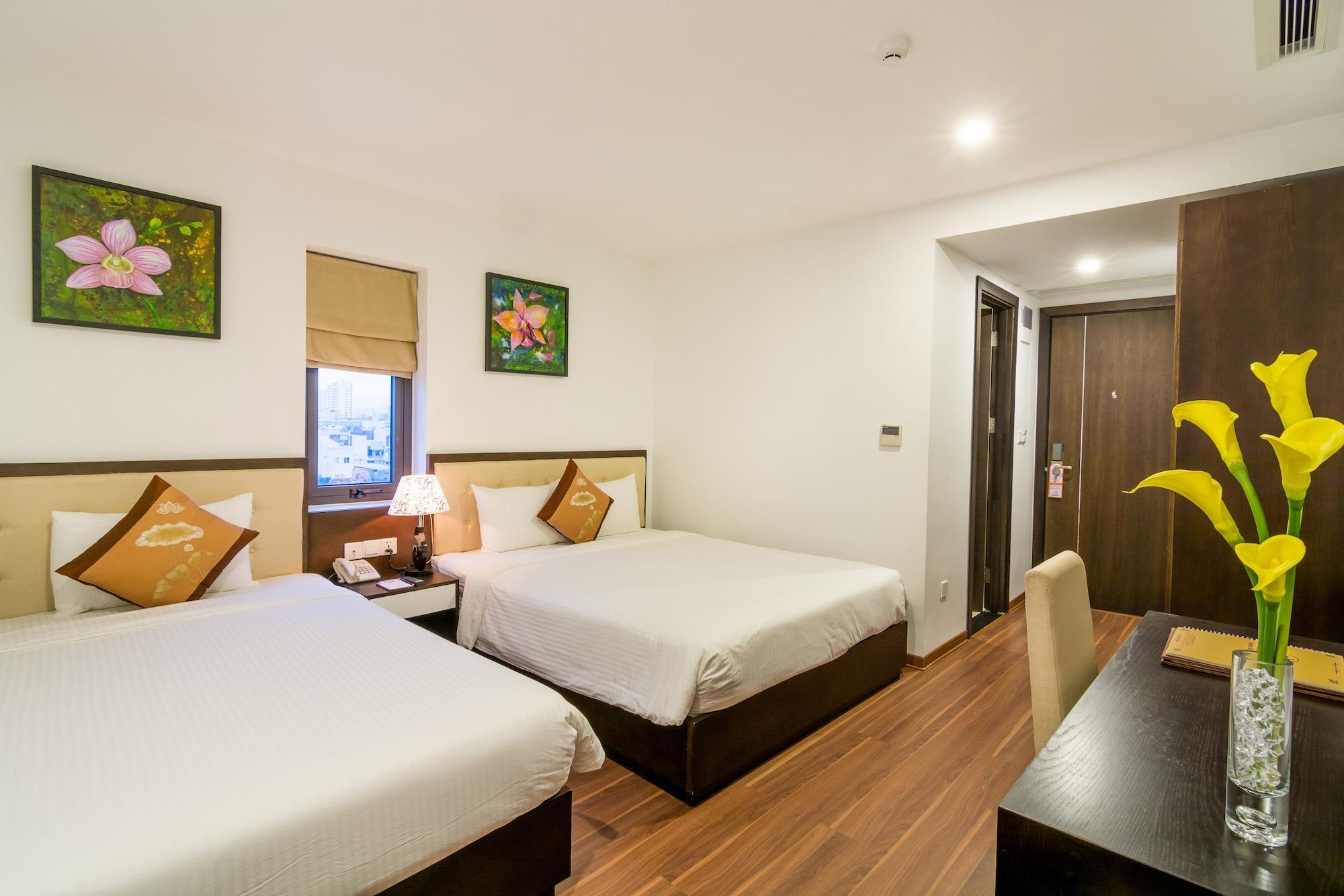 Dana Marina Boutique Hotel Da Nang Bagian luar foto