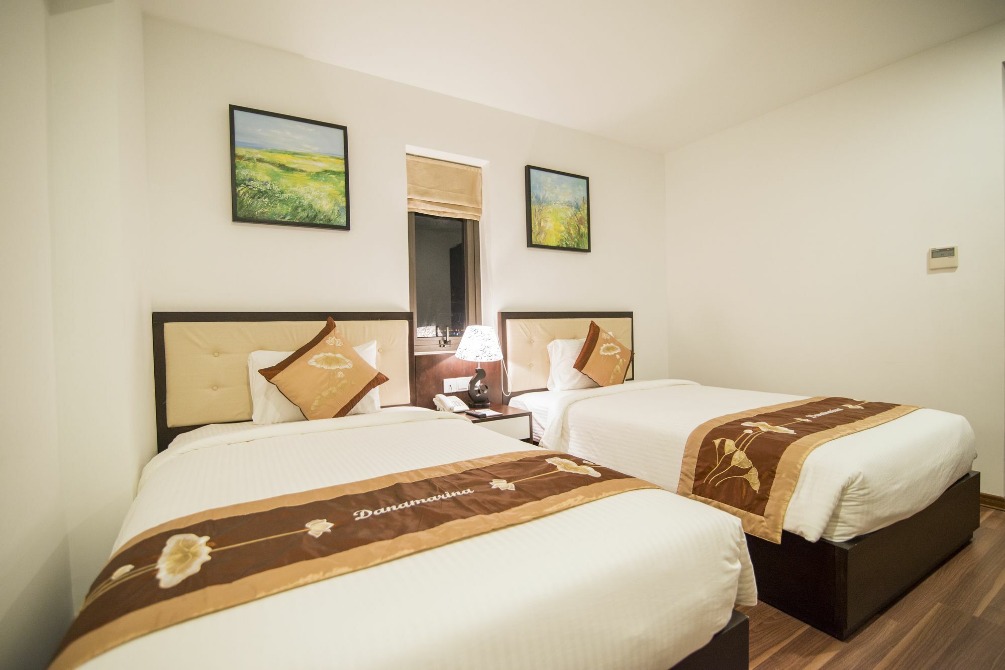 Dana Marina Boutique Hotel Da Nang Bagian luar foto